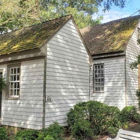 Cozy Colonial 1740 Cottage Gloucester Point Exterior photo