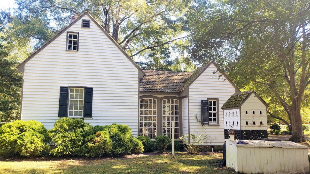 Cozy Colonial 1740 Cottage Gloucester Point Exterior photo